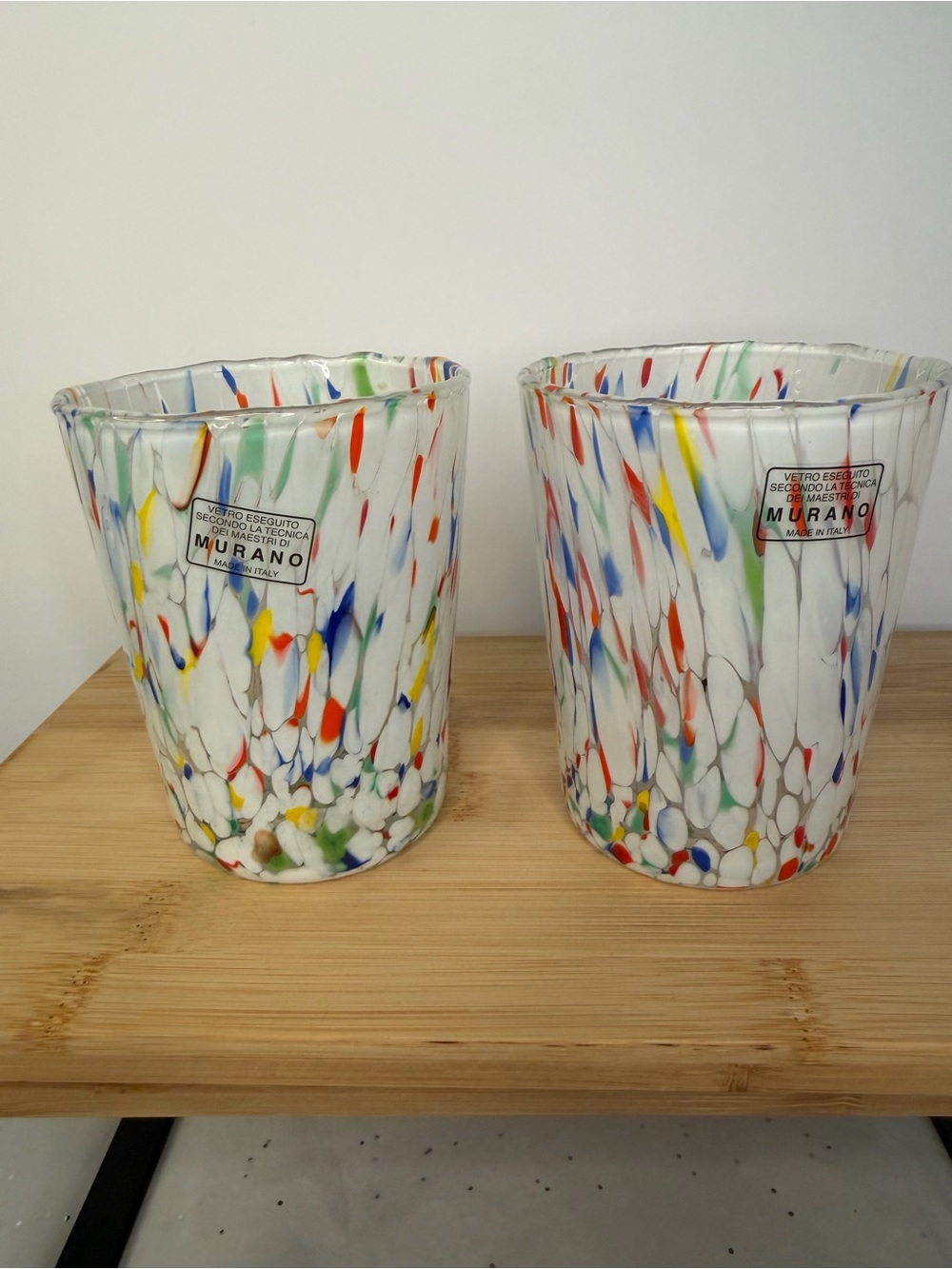 NEW 2 Murano Vetro Eseguito Art White Confetti Hand Blown Tumbler Glasses ITALY